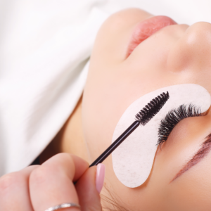 Alternative view of Classic Eyelash Extensions - Correspondence course with kit